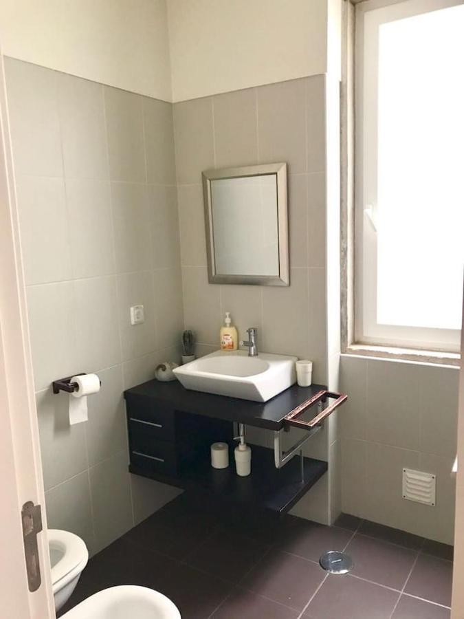 Luxury Part Of The City - Modern Apartment With Airconditioning - Near Subway ลิสบอน ภายนอก รูปภาพ